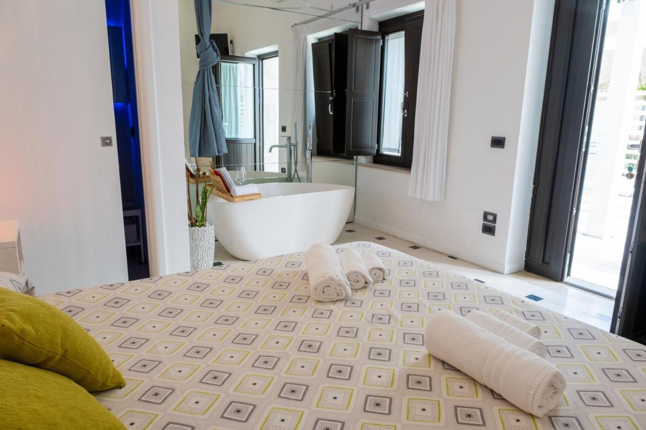 La Bella Trani - Suites And B&B מראה חיצוני תמונה