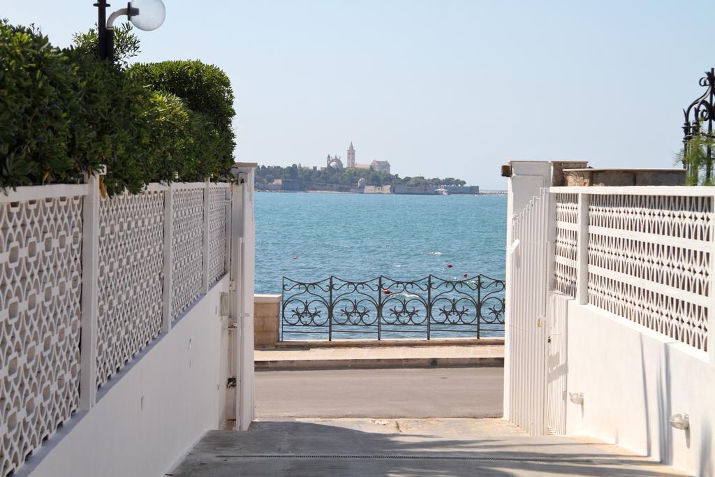 La Bella Trani - Suites And B&B מראה חיצוני תמונה