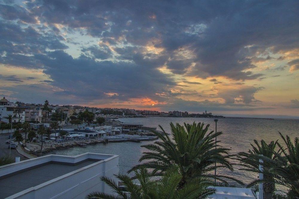 La Bella Trani - Suites And B&B מראה חיצוני תמונה