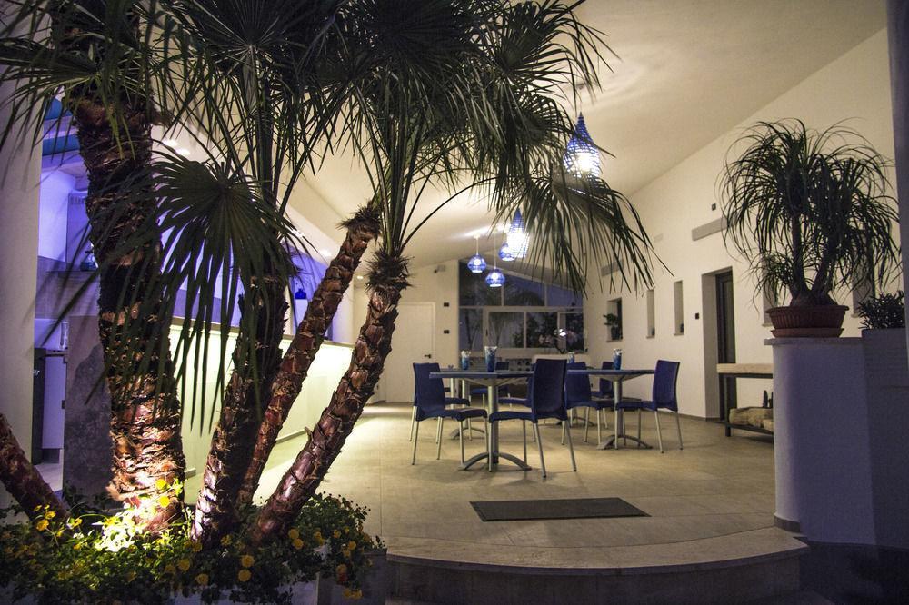 La Bella Trani - Suites And B&B מראה חיצוני תמונה