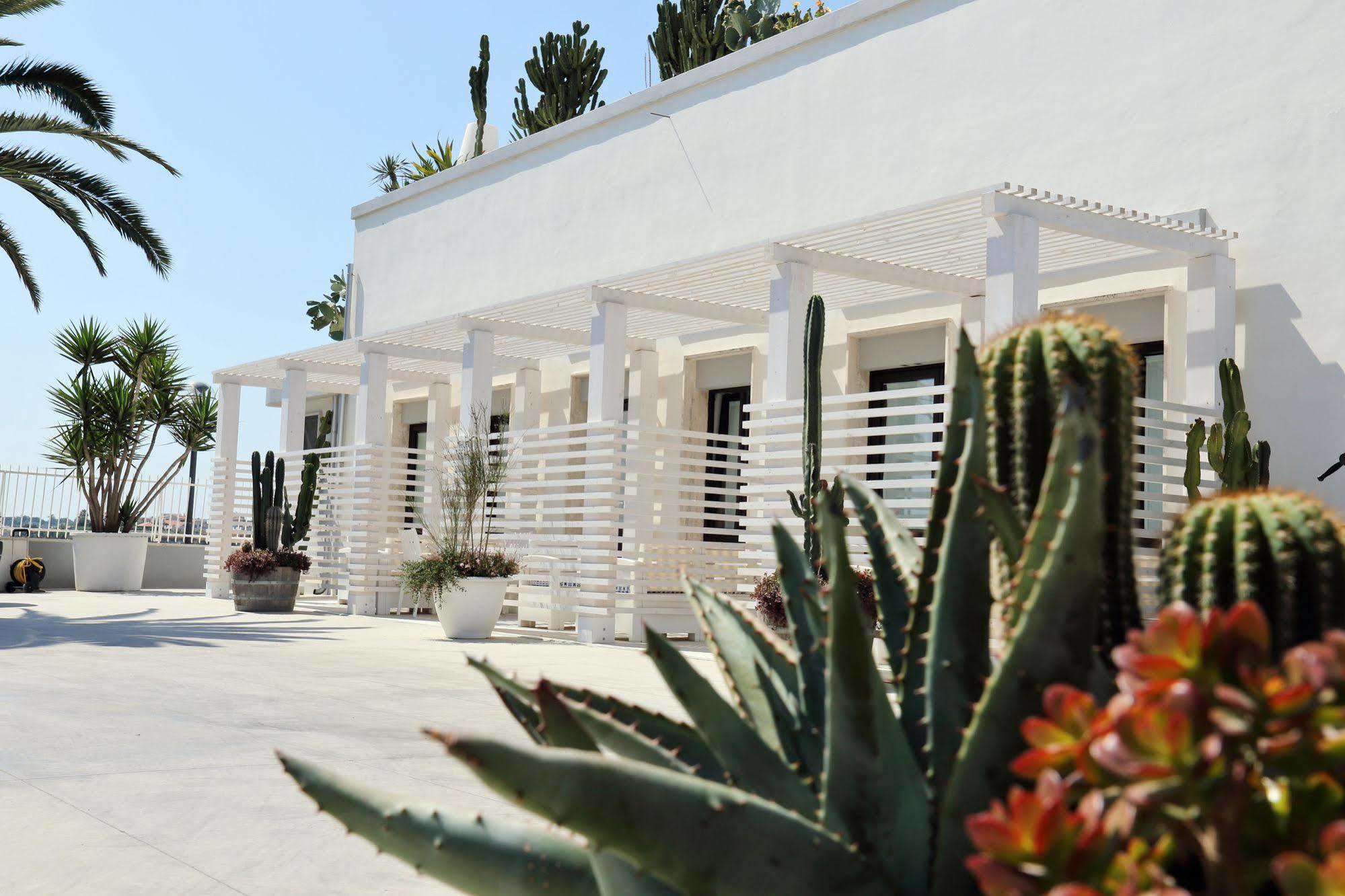 La Bella Trani - Suites And B&B מראה חיצוני תמונה