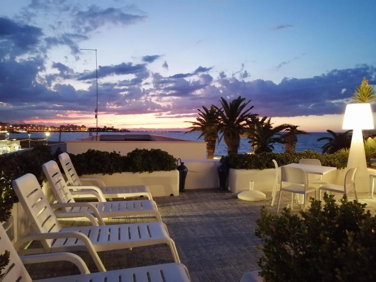 La Bella Trani - Suites And B&B מראה חיצוני תמונה